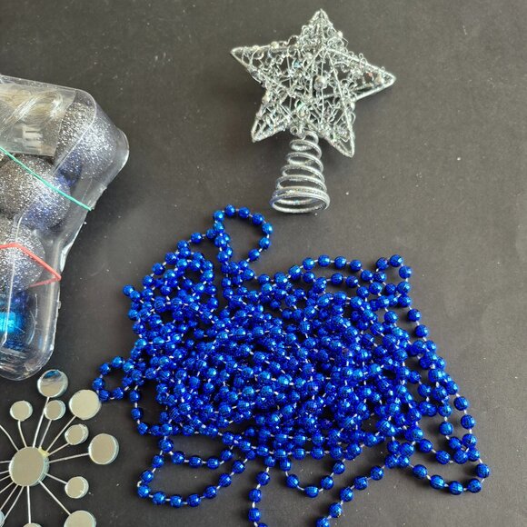 Lot of Blue and Silver Christmas Tree Decorations - Picture 3 of 7